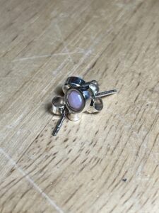 Read more about the article Earrings for Mo